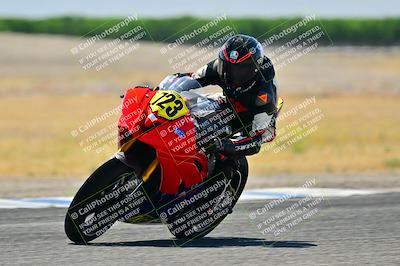 media/May-02-2025-CRA (Fri) [[8ae20d389f]]/Track Photos/Sunrise/